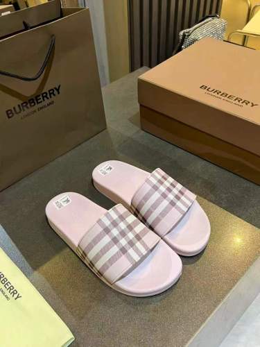 Burberry women slippers AAA-063