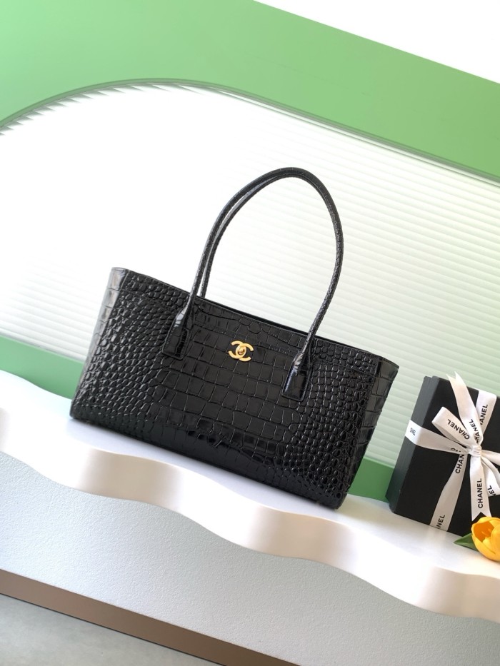 CHNL High End Quality Bag-707