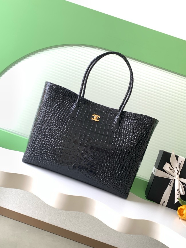 CHNL High End Quality Bag-708