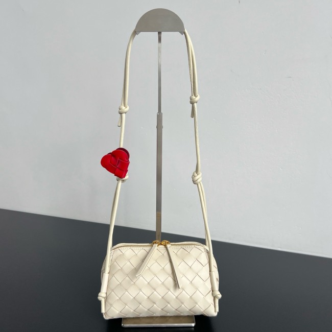 BV High End Quality Bags-019