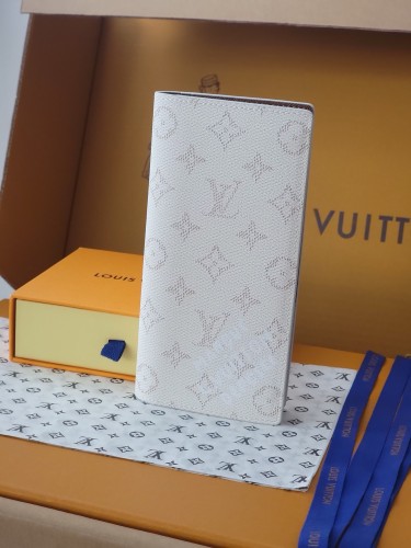 Super Perfect LV Wallet-851