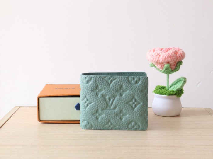 Super Perfect LV Wallet-877