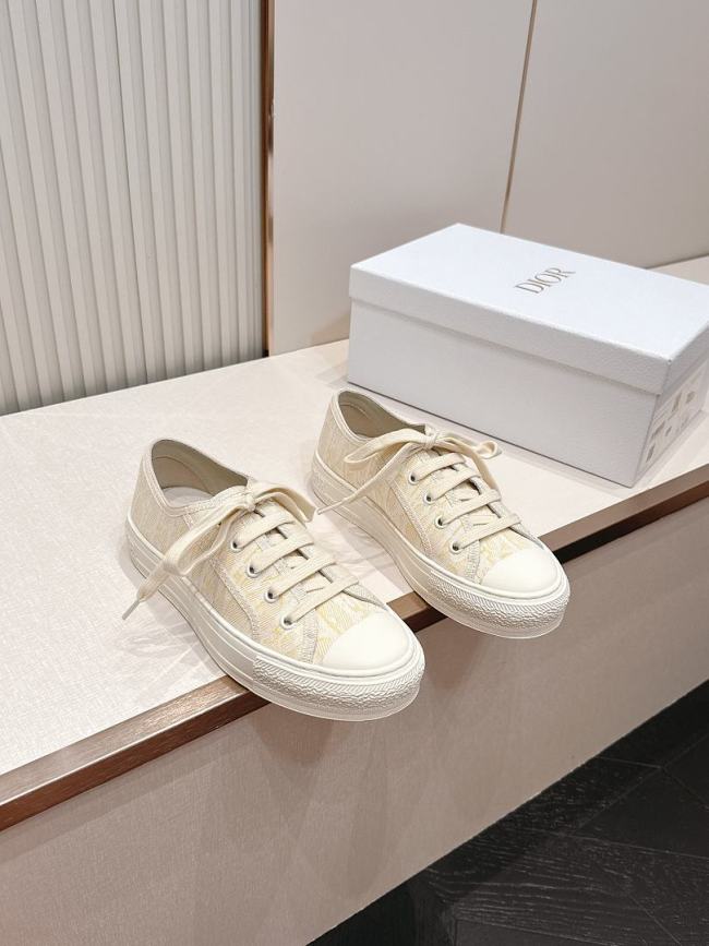 Dior Women Shoes 1：1 quality-770