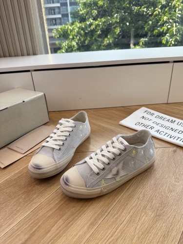 Super Max Golden Goose Shoes-053