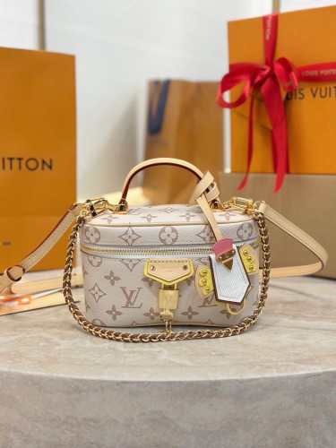 LV High End Quality Bag-2567