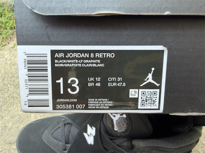 Authentic Air Jordan 8 “Chrome” 2026