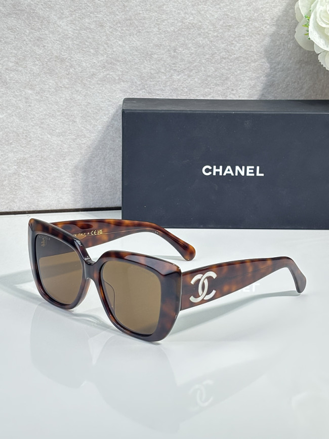 CHNL Sunglasses AAAA-7828