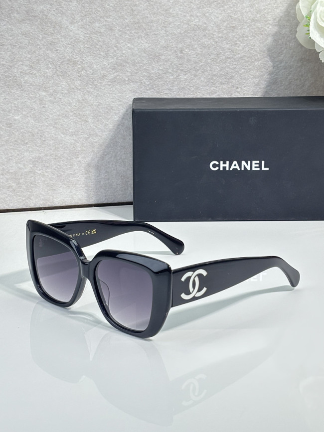 CHNL Sunglasses AAAA-7824
