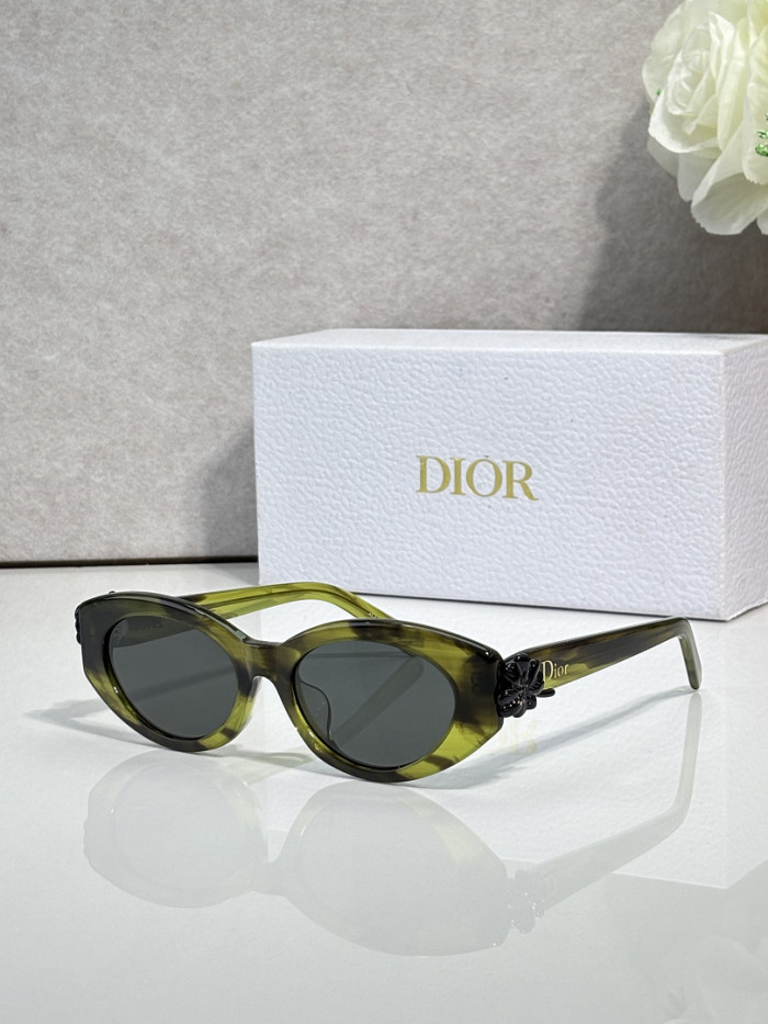 Dior Sunglasses AAAA-5136