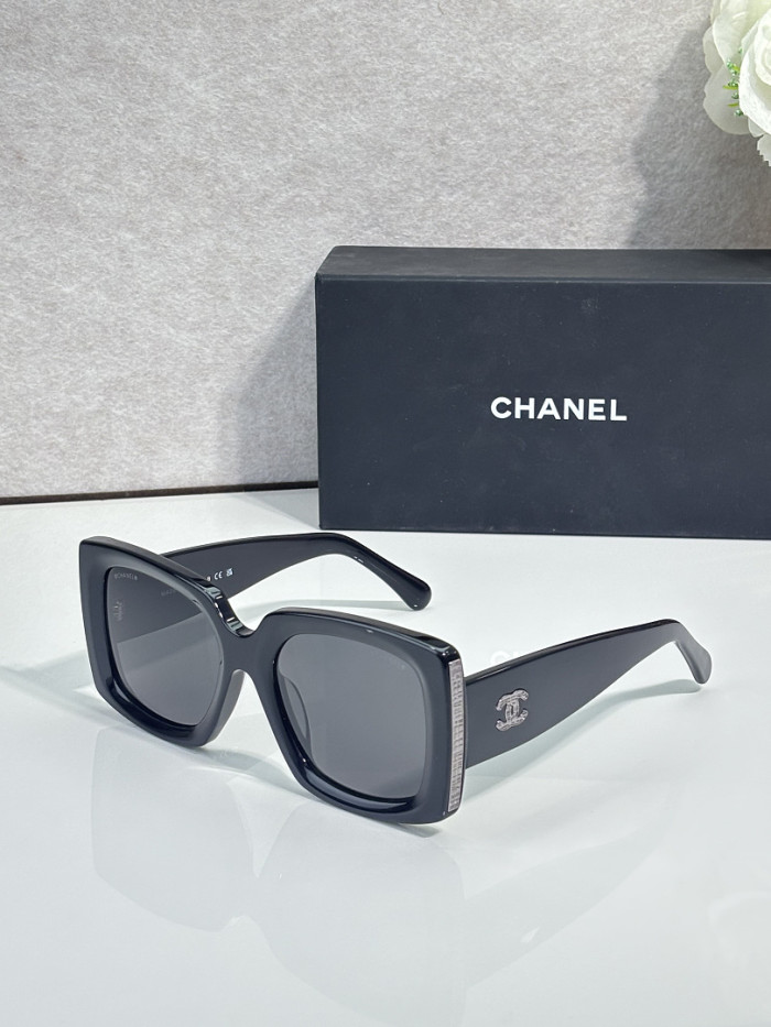 CHNL Sunglasses AAAA-7898