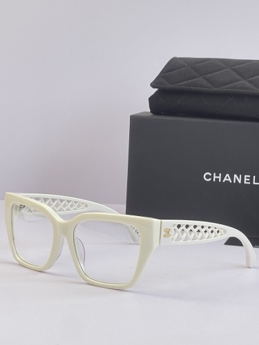 CHNL Sunglasses AAAA-7840