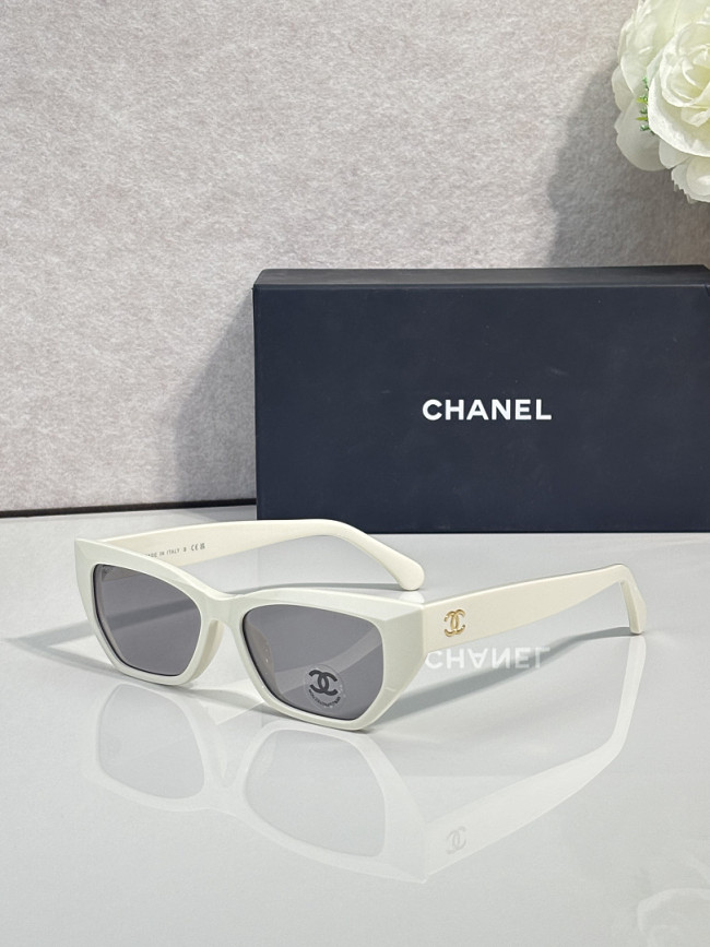 CHNL Sunglasses AAAA-7962