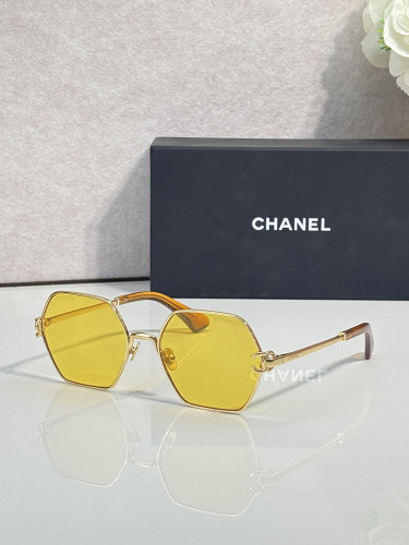 CHNL Sunglasses AAAA-8142