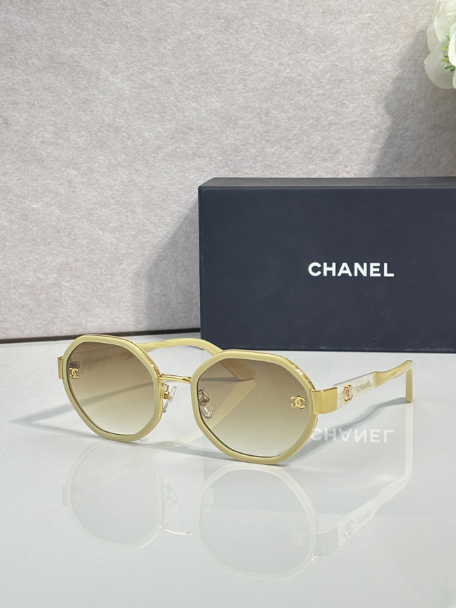CHNL Sunglasses AAAA-8078