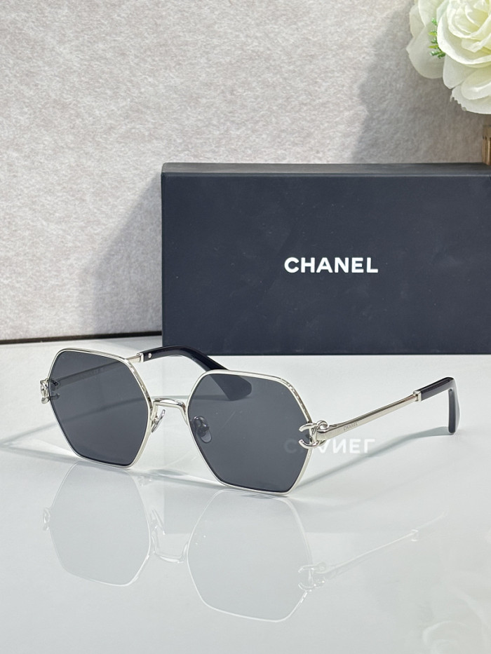 CHNL Sunglasses AAAA-8138