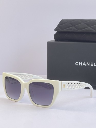 CHNL Sunglasses AAAA-7844