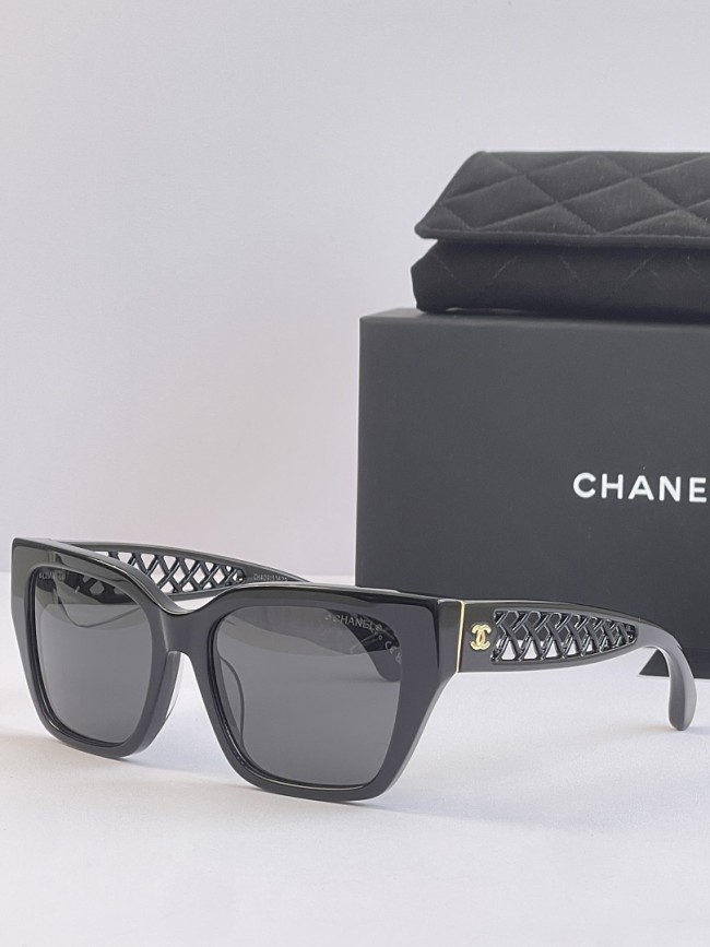 CHNL Sunglasses AAAA-7845