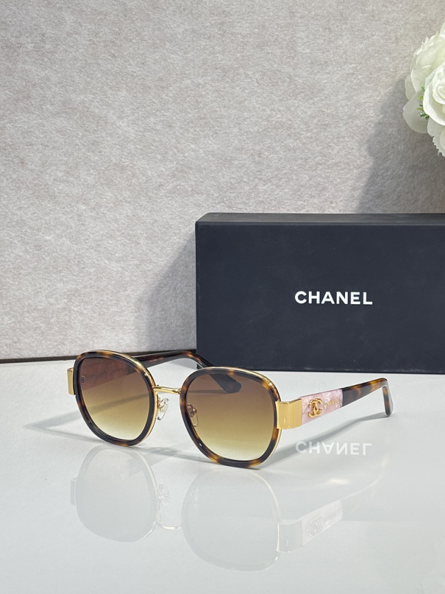 CHNL Sunglasses AAAA-8061