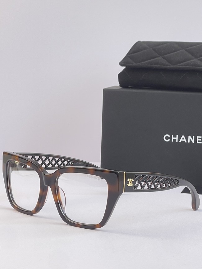 CHNL Sunglasses AAAA-7843