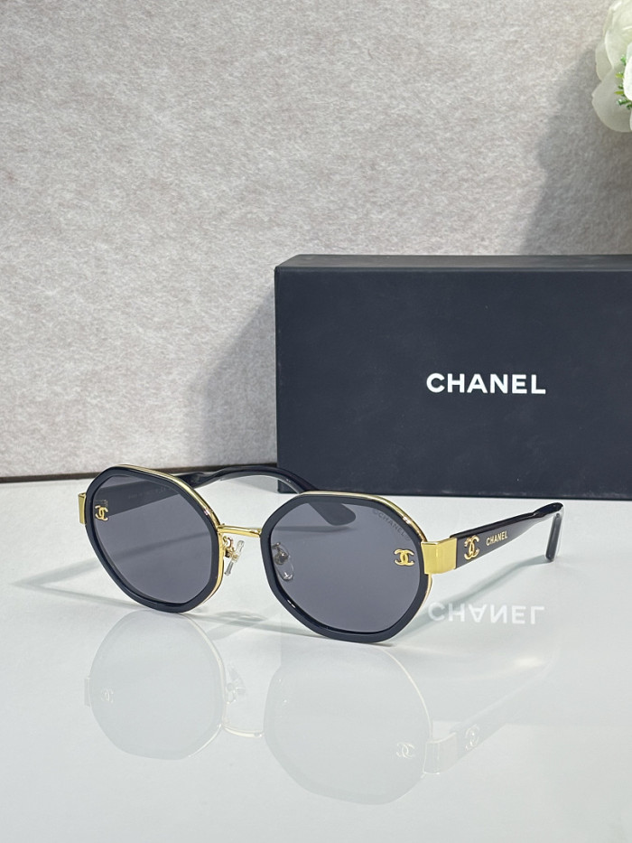 CHNL Sunglasses AAAA-8081