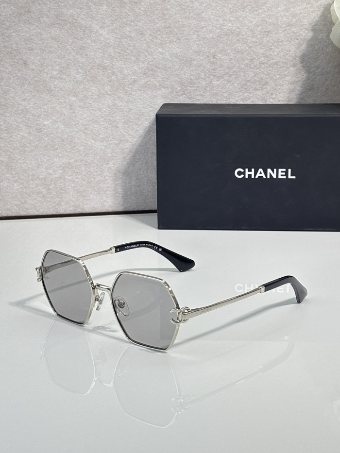 CHNL Sunglasses AAAA-7937