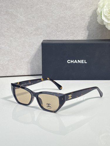 CHNL Sunglasses AAAA-7966