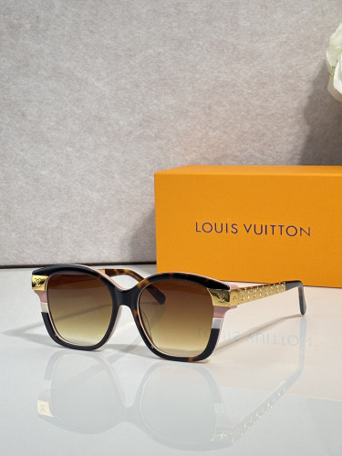 LV Sunglasses AAAA-8100