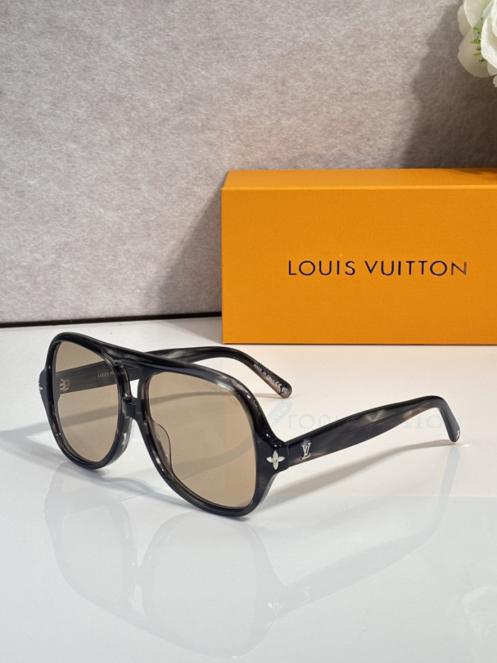 LV Sunglasses AAAA-8208