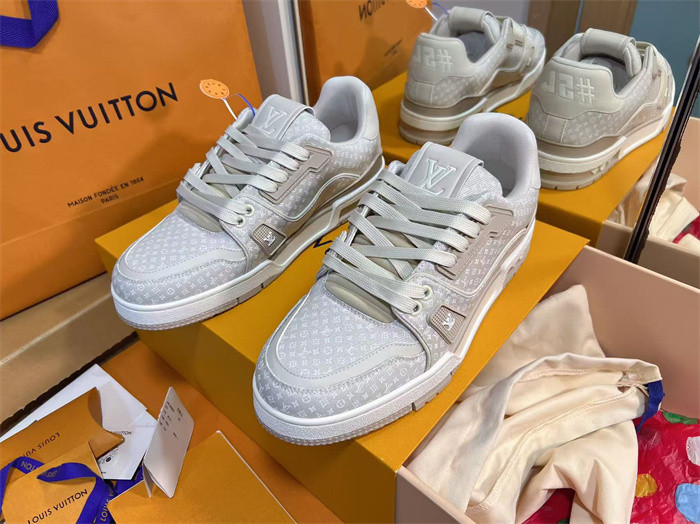 Super Max LV Shoes-4146