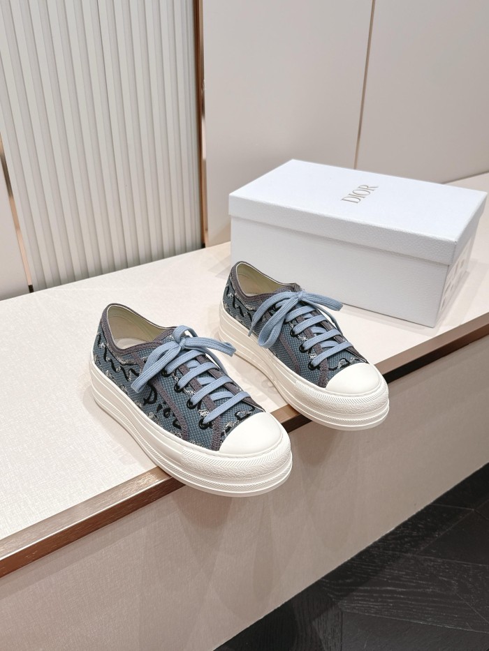 Dior Women Shoes 1：1 quality-784