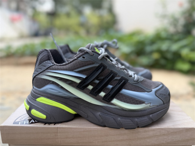 Pharrell Willams x AD Jellyfish Light Brown Neon