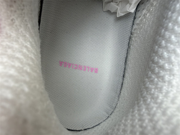 B 17FW Tripe-S High End Sneaker-725