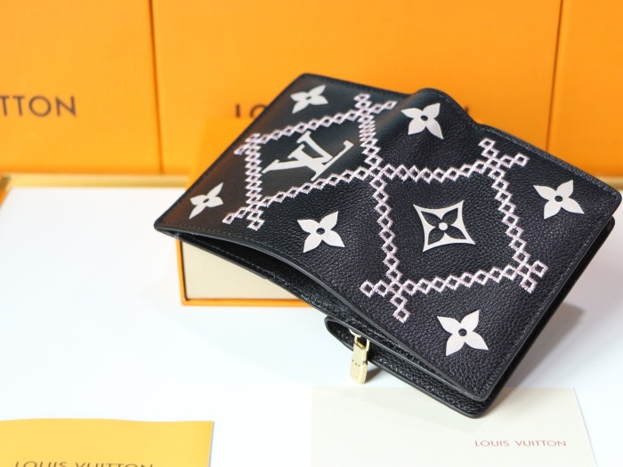 202203SSルイヴィトン LOUIS VUITTON 新作通販 短財布スーパーコピー