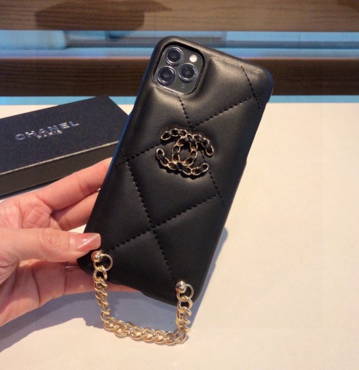 シャネル/Chanel ケース最新全機種13 Pro/11/Xs Max/Xr/XS/iPhone7/7P/8/8P/ iPhone12/iPhone13
