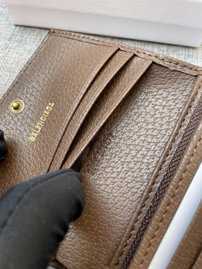 202203SSBalenciaga バレンシアガ 新作通販 短財布スーパーコピー