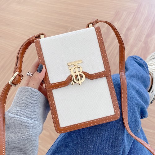 Burberryバーバリーケース最新全機種11 Pro/11/Xs Max/Xr/XS/iPhone7/7P/8/8P/iPhone12/13 3色