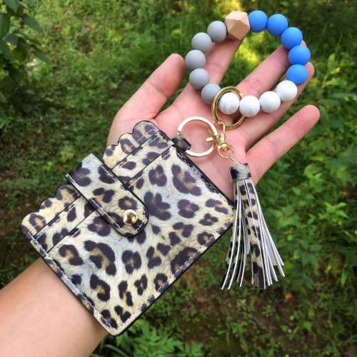 Leather Keychain Tassel Bangle Wristlet Luxury Silicone Wooden Beaded ID Credit Cards Key Ring Key Chain Accessories for Woman