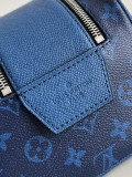 Louis Vuitton men Bags Shoulder Messenger Bags Luxury Cross Body Handbag Calfskin leather with naOrigil Box