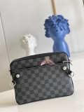 Louis Vuitton men Bags Shoulder Messenger Bags Luxury Cross Body Handbag Calfskin leather with naOrigil Box