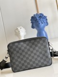 Louis Vuitton men Bags Shoulder Messenger Bags Luxury Cross Body Handbag Calfskin leather with naOrigil Box