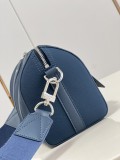 Louis Vuitton men Bags Shoulder Messenger Bags Luxury Cross Body Handbag Calfskin leather with naOrigil Box