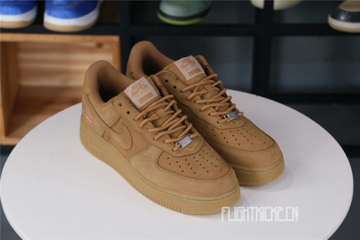 Nike Air Force 1 Low SP Supreme Wheat
