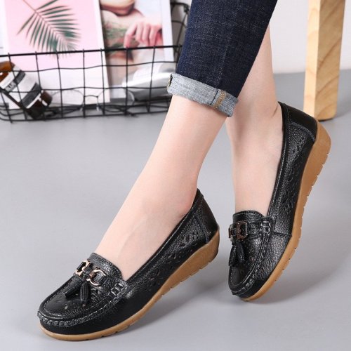 Women's hollow soft leather breathable sandals