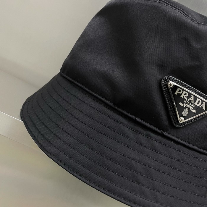 Prada black hat Fisherman's hat HFYMMZ024