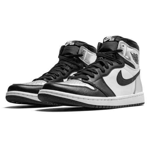 Wmns Air Jordan 1 Retro High OG Silver Toe CD0461-001