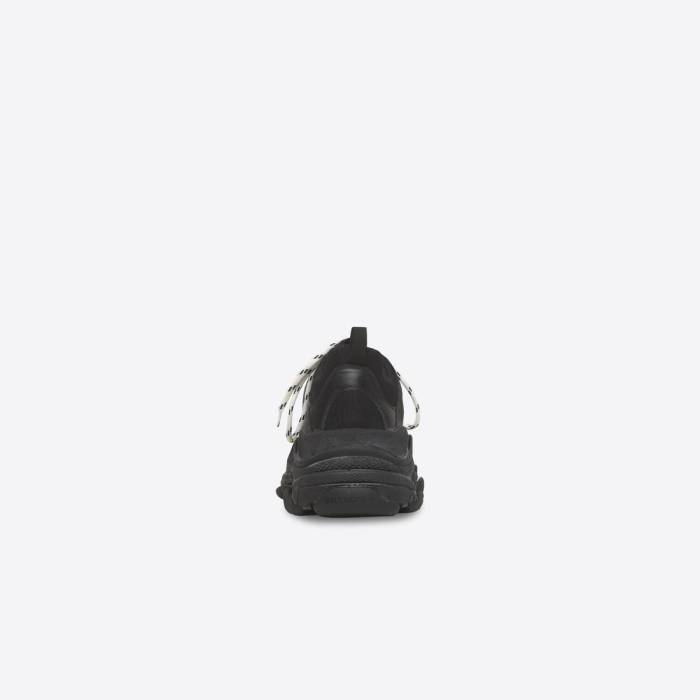 Men's Triple S Sneaker in Black 534217W2CA11000