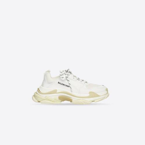 Men's Triple S Sneaker in White 534217W2CA19000