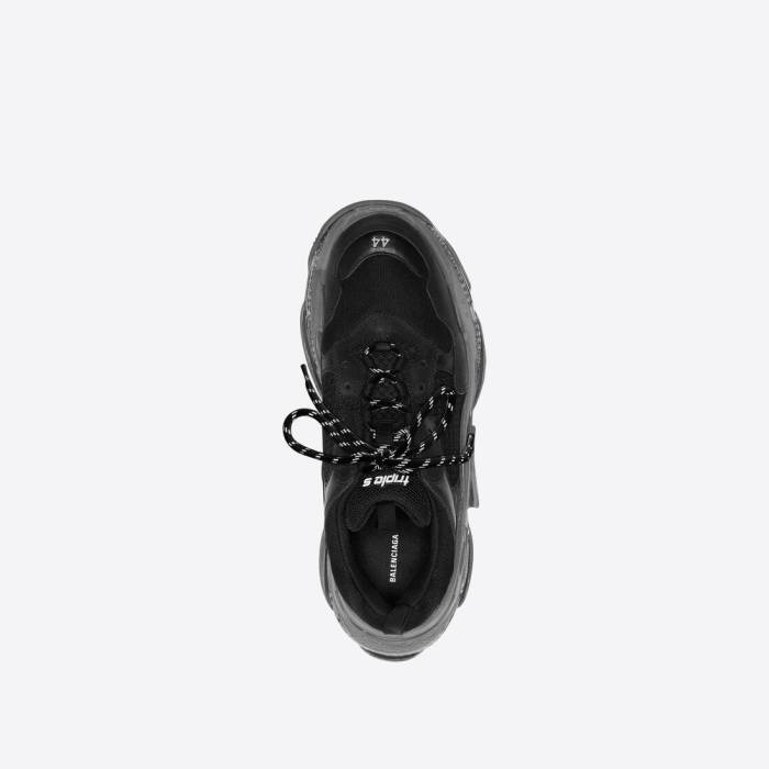 Men's Triple S Sneaker Clear Sole in Black 541624W2FB11000