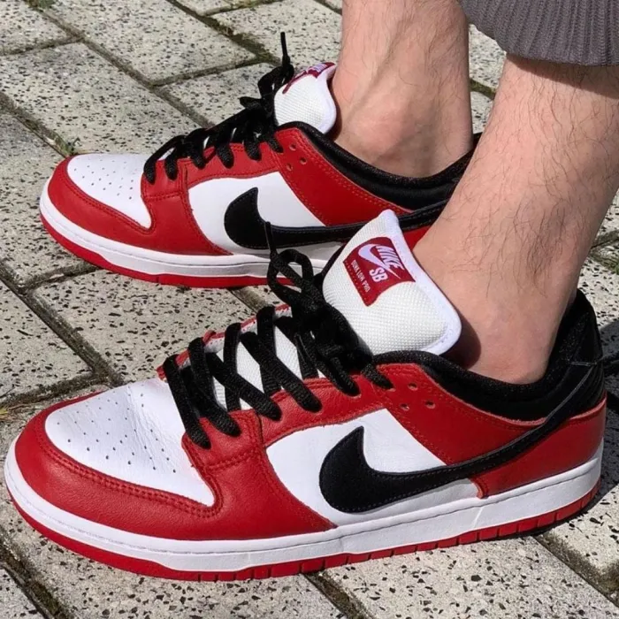 Nike SB Dunk Low Chicago bq6817-600