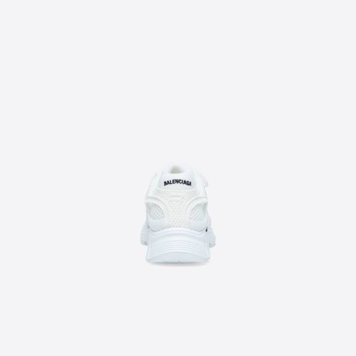 Women's Phantom Sneaker in White 679339W2E929000